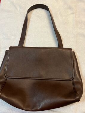 Classic Brown Leather Shoulder Bag